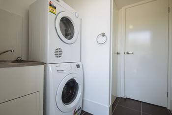 Bowen Residences - Accommodation Brunswick Heads 0