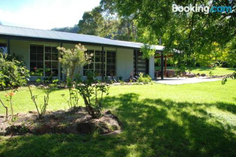 Whispers At Cedar Grove - Accommodation Brunswick Heads 6
