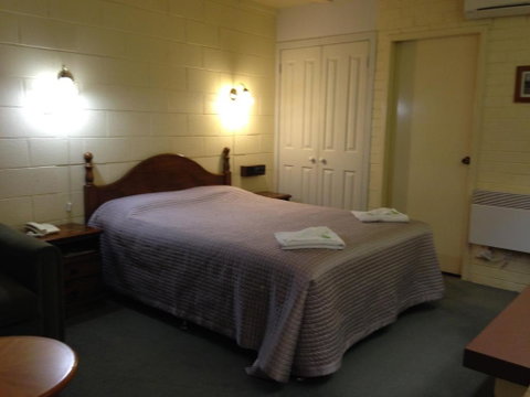 Robertson Country Motel - Accommodation Brunswick Heads 4