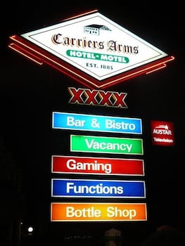 Carriers Arms Hotel - Accommodation Brunswick Heads 1