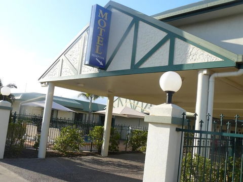 Carriers Arms Hotel - Accommodation Brunswick Heads 2