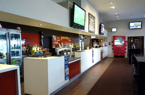 Grange Hotel - Accommodation Brunswick Heads 1