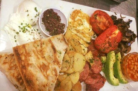 Mascot Corner Cafe - Accommodation Brunswick Heads 3