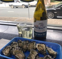 Pearly Oyster Bar