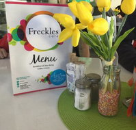 Freckles Cafe - Accommodation Brunswick Heads