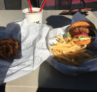 Carl's Jr. - Accommodation Brunswick Heads