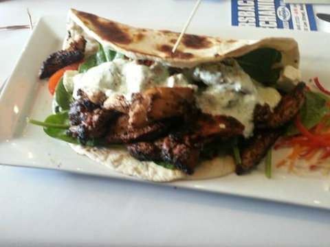 Calf And Cow Hotel - Accommodation Brunswick Heads 0