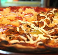 Heat Woodfired Pizza Bar - Accommodation Brunswick Heads
