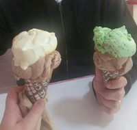 Annie's Old Fashioned Ice Cream Parlour - Accommodation Brunswick Heads