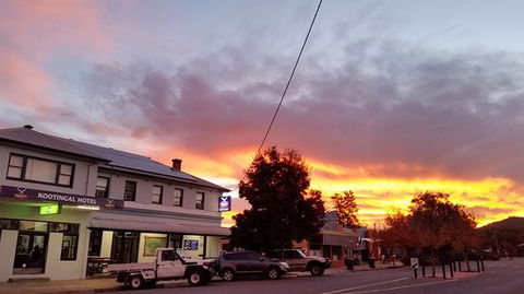 Kootingal Hotel Restaurant - Accommodation Brunswick Heads 0