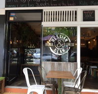 Hessian  Bean - Accommodation Brunswick Heads