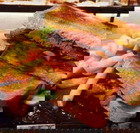 Rhumbas - Docklands - Accommodation Brunswick Heads