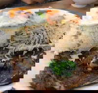 Com Tam Van Phat - Accommodation Brunswick Heads