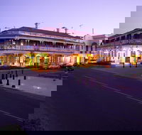 Jens Town Hall Hotel - Accommodation Brunswick Heads