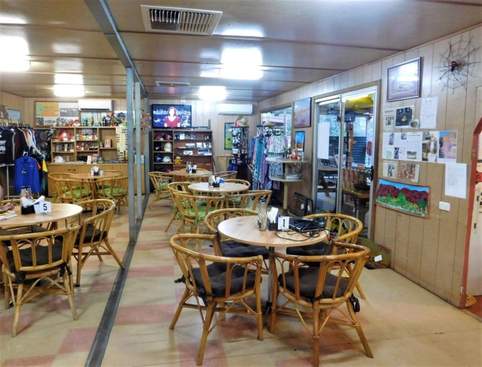 Ayers Rock NT Accommodation Brunswick Heads