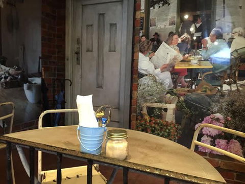 Glen Iris Pantry - Accommodation Brunswick Heads 0