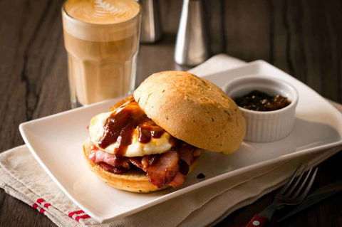 The Coffee Club - Cannon Hill - Accommodation Brunswick Heads 0