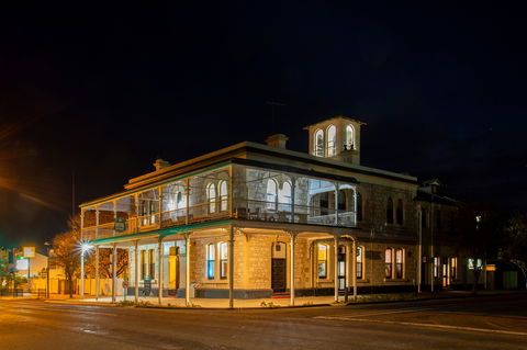 Royal Oak Hotel Penola - Accommodation Brunswick Heads 0