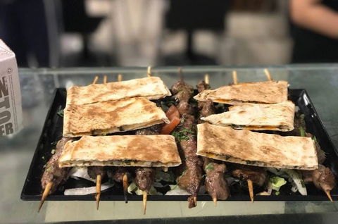 Al Tazah Charcoal Chicken - Accommodation Brunswick Heads 0