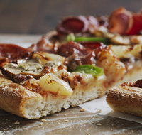 Domino's - Salamander Bay - Accommodation Brunswick Heads