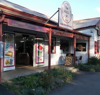 Mogo Fudge and Ice Cream /  Courtyard Cafe / Lots of Lollies Mogo