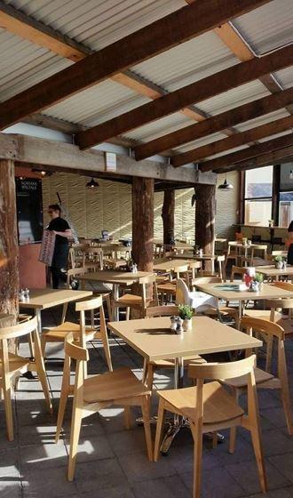 Agatha's Licensed Cafe - Accommodation Brunswick Heads 6