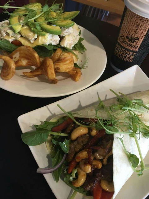 Onshore Cafe - Accommodation Brunswick Heads 3