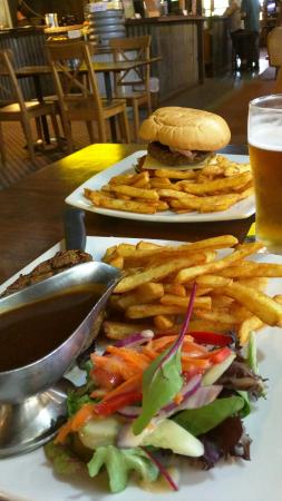 New Royal Hotel - Accommodation Brunswick Heads 0