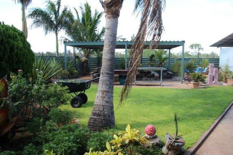 Devils Marbles Hotel - Accommodation Brunswick Heads 0