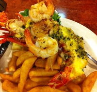 The Cray Seafood  Grill Restaurant - Accommodation Brunswick Heads