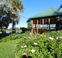Golden Ponds Restaurant