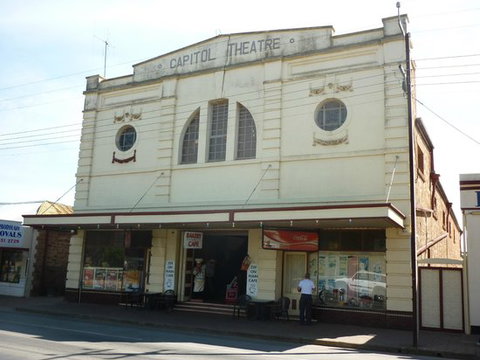 229 On Main Cafe - Accommodation Brunswick Heads 0