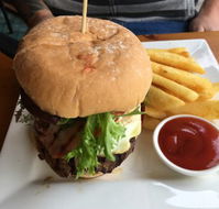 Oakbank Hotel - Accommodation Brunswick Heads