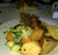 Queens Arms Hotel Riccardo's Seafood and Steakhouse - Accommodation Brunswick Heads