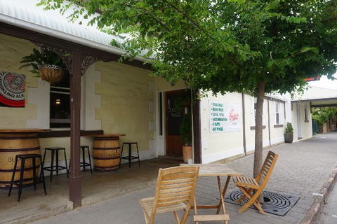 Robin Hood Hotel - Accommodation Brunswick Heads 0