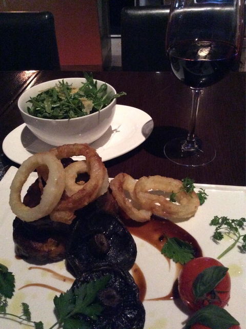 O Bar & Restaurant - Accommodation Brunswick Heads 4