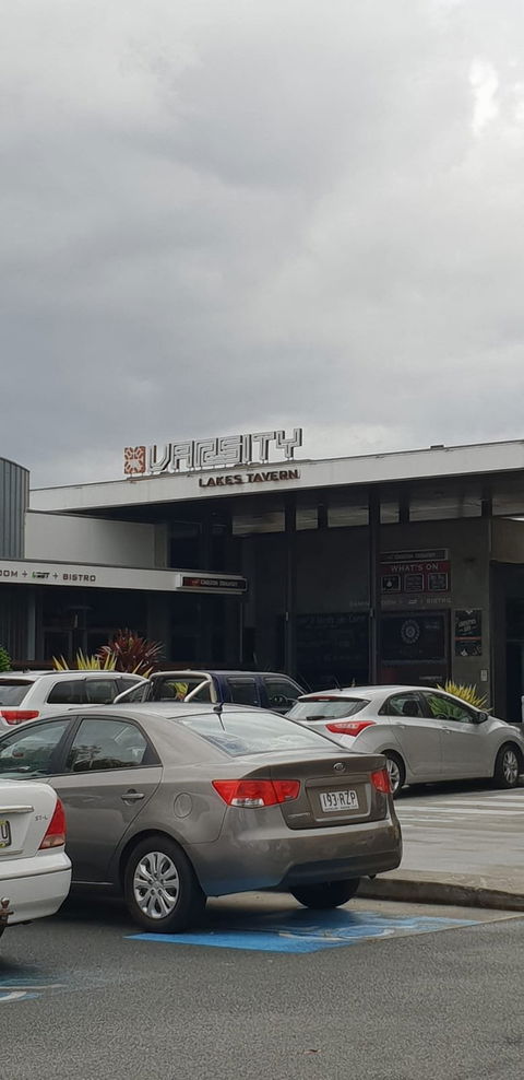 Varsity Lakes Tavern - Accommodation Brunswick Heads 4