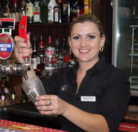 Advancetown Hotel - Accommodation Brunswick Heads