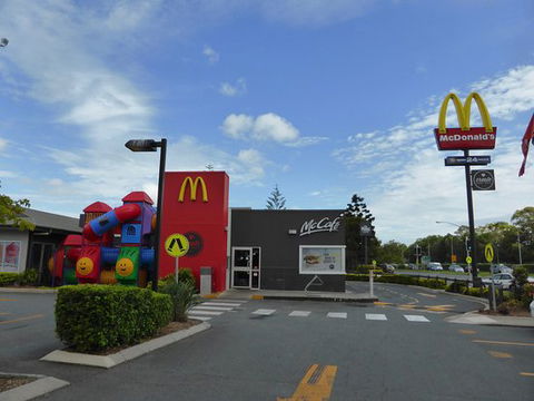 McDonalds - Accommodation Brunswick Heads 0