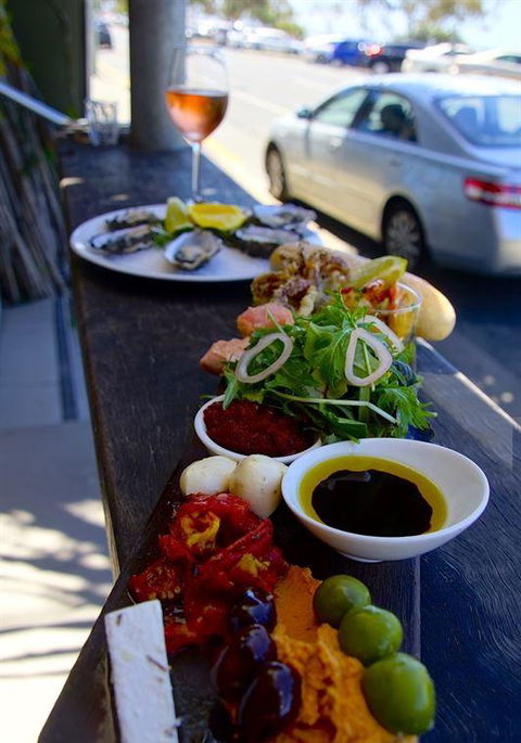 Pine & Bamboo Chinese Restaurant - Accommodation Brunswick Heads 22
