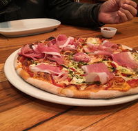 11 Inch Pizza Little Collins - Accommodation Brunswick Heads
