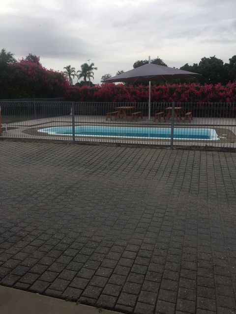Bororen Hotel Restaurant - Accommodation Brunswick Heads 4