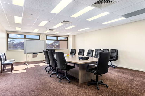 Quality Suites Point Cook Seasons 5 - Accommodation Brunswick Heads 12