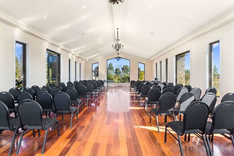 Quality Suites Point Cook Seasons 5 - Accommodation Brunswick Heads 13