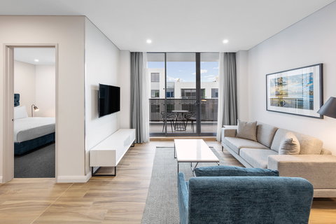 Meriton Suites Sydney Airport - Accommodation Brunswick Heads 13