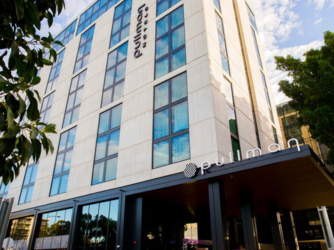 Pullman Sydney Airport Hotel - Accommodation Brunswick Heads 0