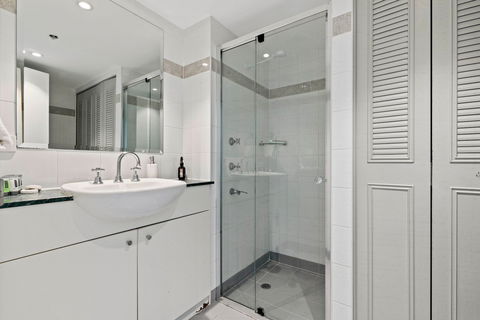 Astra Apartments Chatswood - Accommodation Brunswick Heads 1