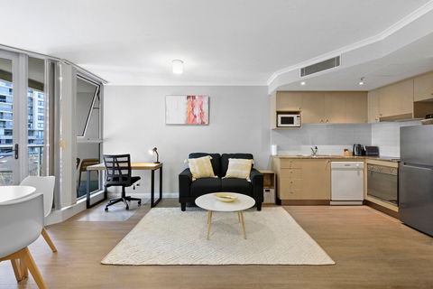 Astra Apartments Chatswood - Accommodation Brunswick Heads 7