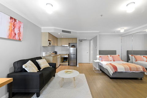 Astra Apartments Chatswood - Accommodation Brunswick Heads 10