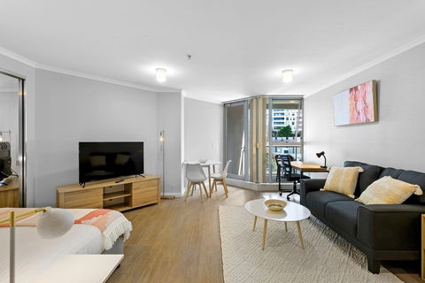 Astra Apartments Chatswood - Accommodation Brunswick Heads 11